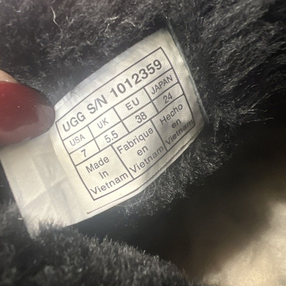 Women's UGG Quincy Suede Sheepskin Lace-Up Winter Boots Black Size 7 #1012359 FS - Picture 7 of 10